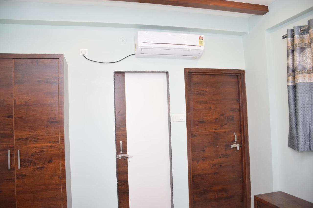 Shankar Residency, Akkalkot Akalkot Exteriör bild