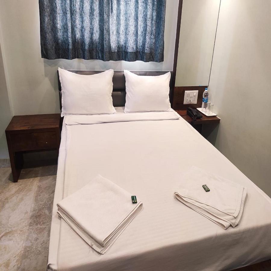 Shankar Residency, Akkalkot Akalkot Exteriör bild