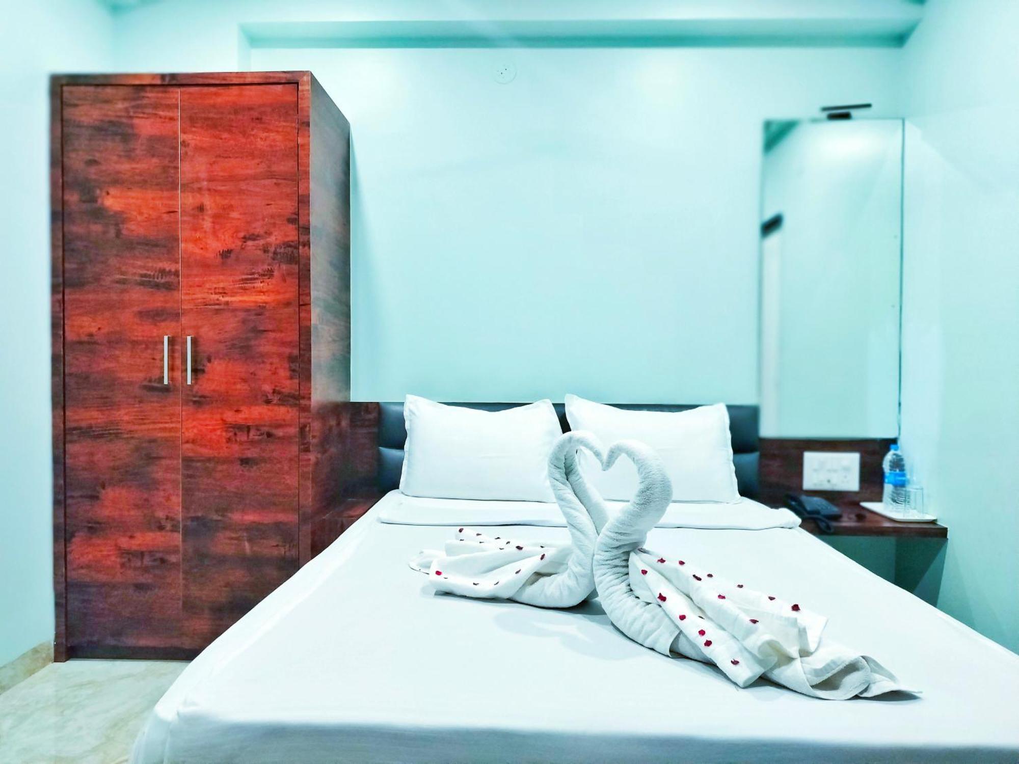 Shankar Residency, Akkalkot Akalkot Exteriör bild